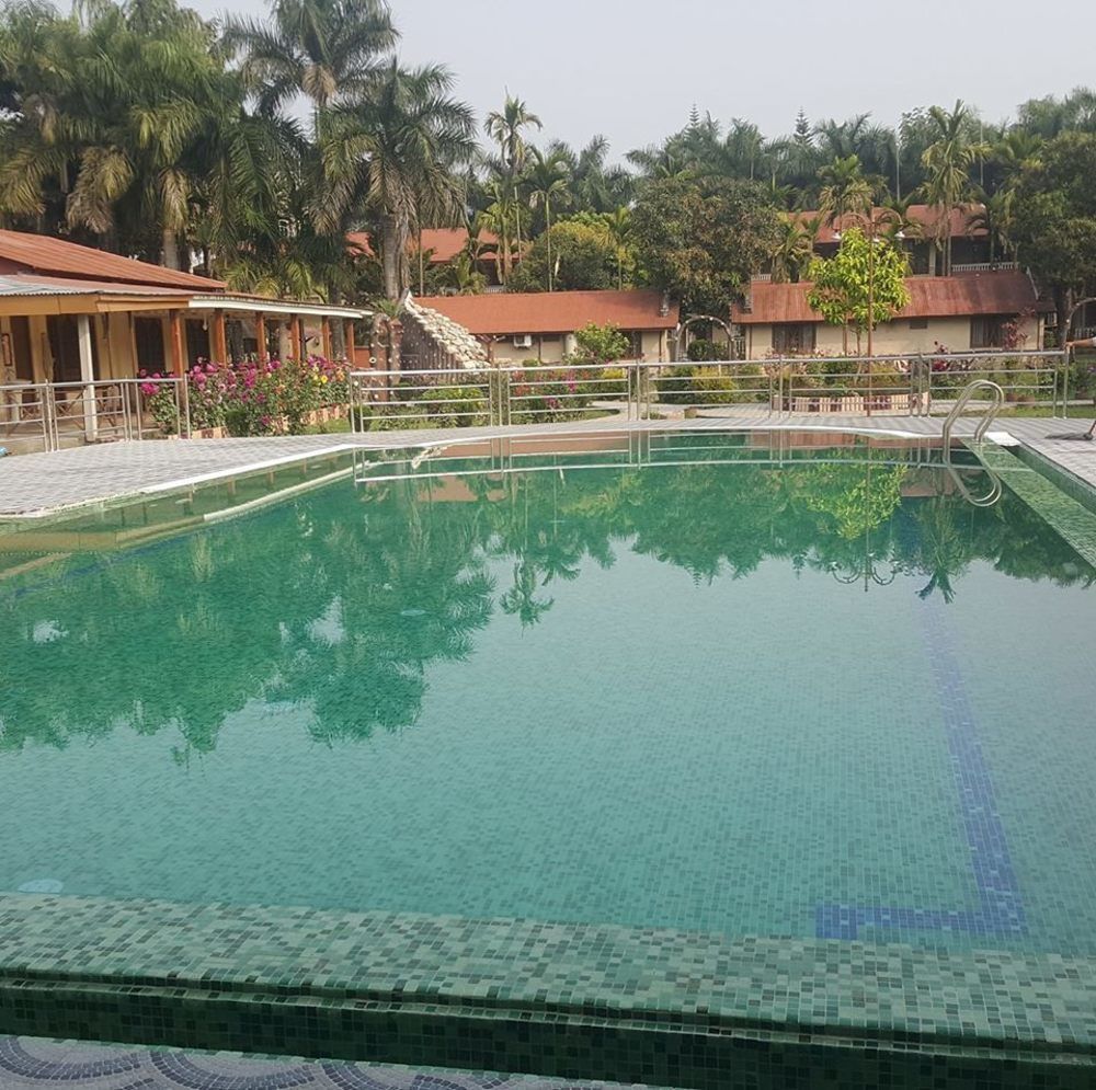 Hotel Wildlife Camp Sauraha Buitenkant foto